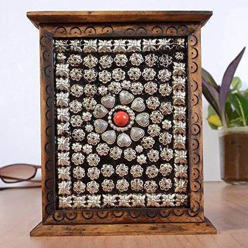 JaipurCrafts Decorative Premium Silver Flower Studded Key Holder