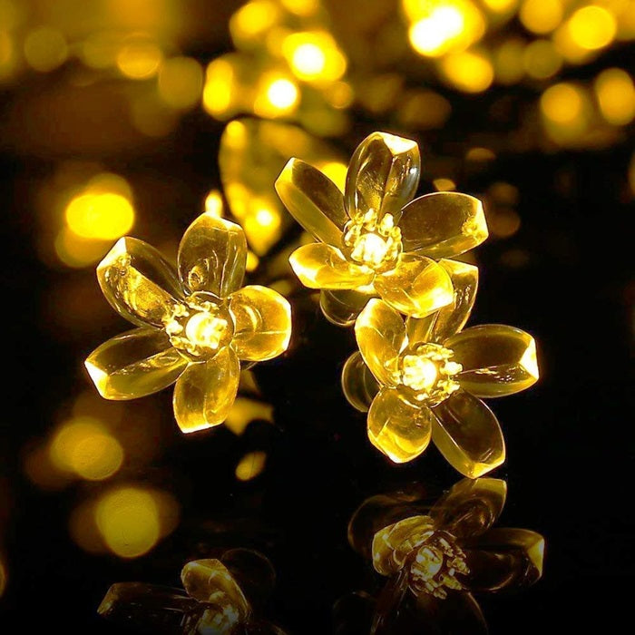 Silicone Flower 14 Lamps Light with Plug (Warm White)