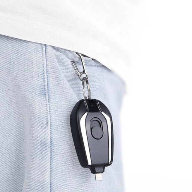 Klyp: 1500mAh Keychain Power Bank – Compact Emergency Charger with Built-In Connector for iPhone & Type-C Devices, Pocket-Friendly & Rechargeable