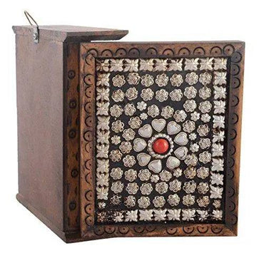 JaipurCrafts Decorative Premium Silver Flower Studded Key Holder